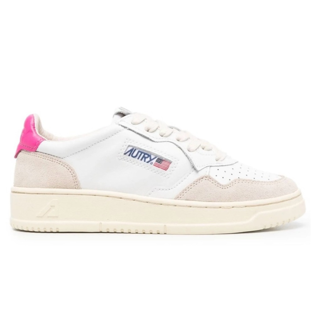 Autry Medalist low-top sneakers
Size 37 - great condition with dust bag